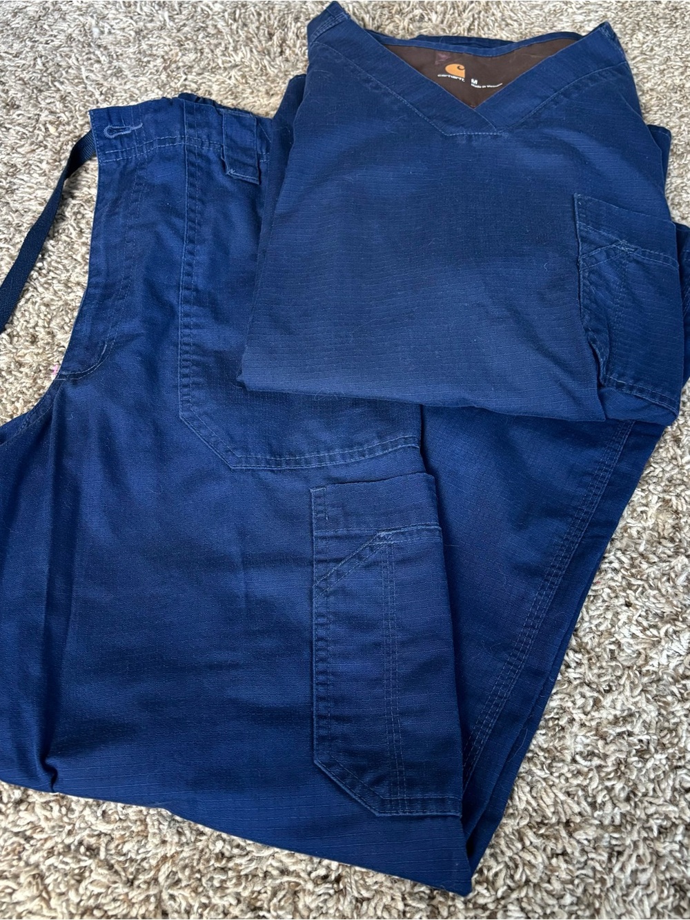 Carhartt women unisex Navy Cargo Work Pants top scrubs set